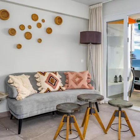 Line Gemparadise Found * Fuengirola